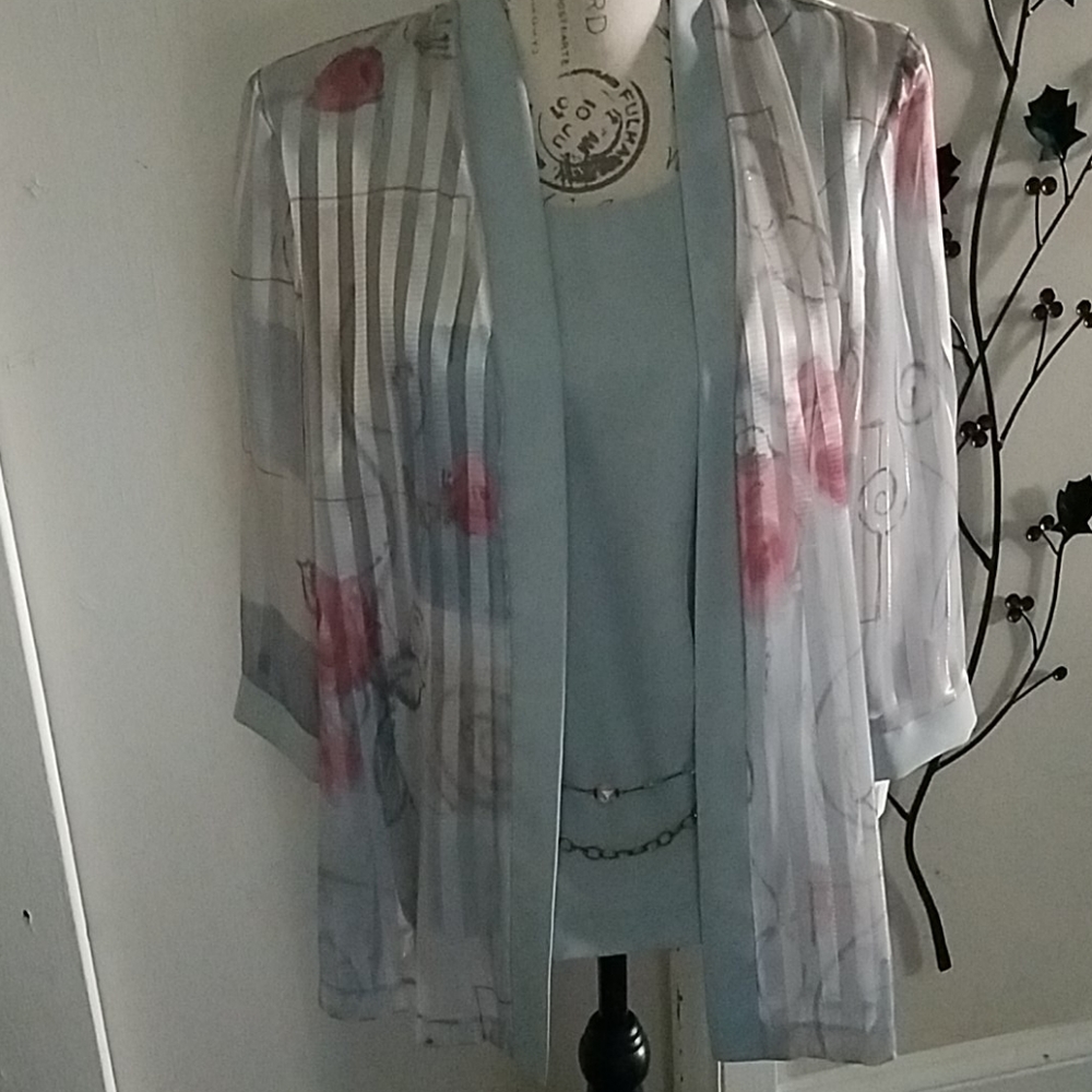 Mint Green Top by R & M Richards